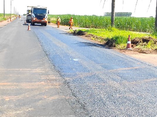 Jornal Notícias de Lençóis - Investimentos e contratações marcam abertura  da 2ª unidade da Drogal em Lençóis Paulista A Rede Drogal traçou um plano  de expansão robusto para 2022 com a previsão